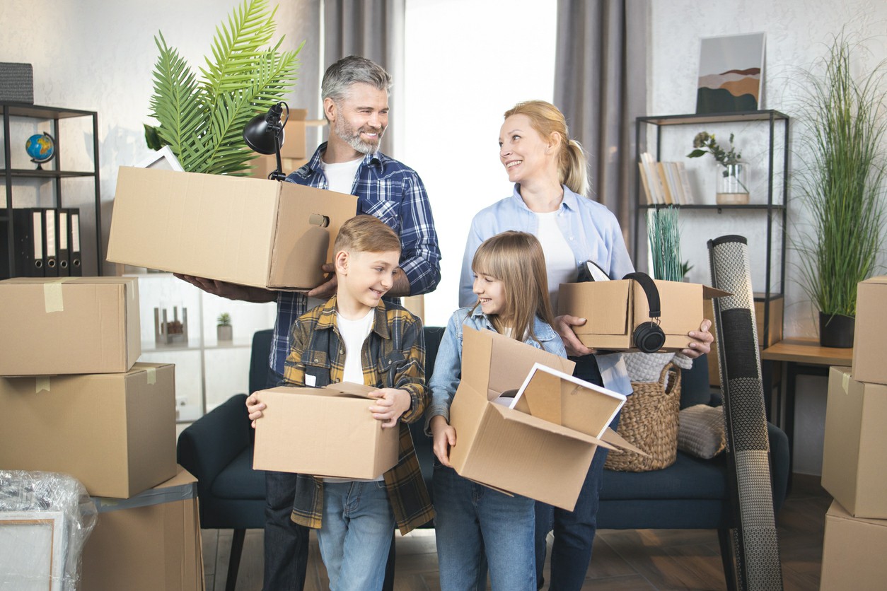 Moving During School Holidays: 5 Tips for a Stress-Free Relocation
